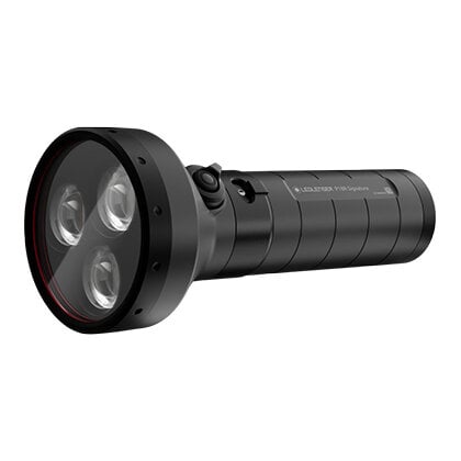 Flashlight P18R Signature